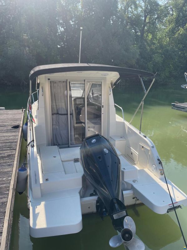 Quicksilver 675 Weekend