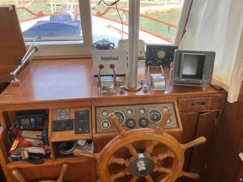 Grand Banks 42 classic