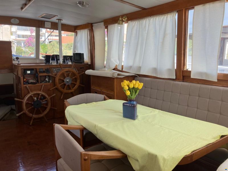 Grand Banks 42 classic