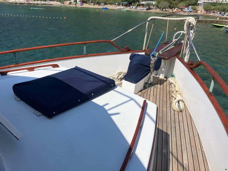 Grand Banks 42 classic