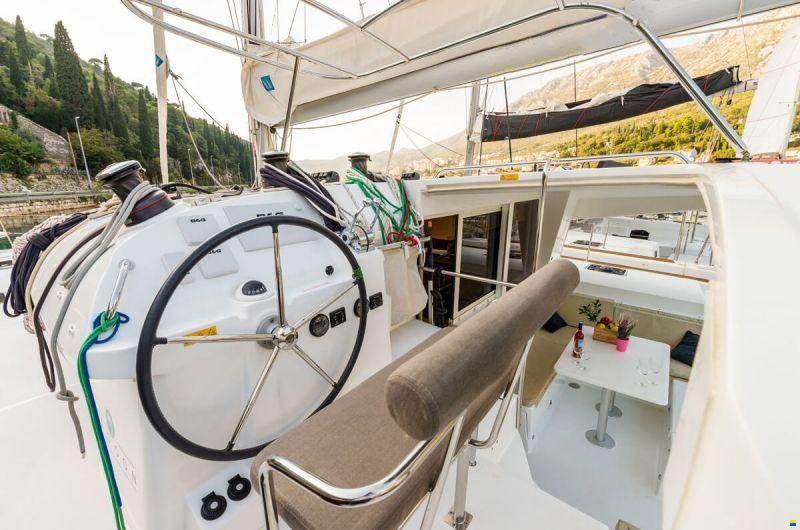Lagoon 400 S2
