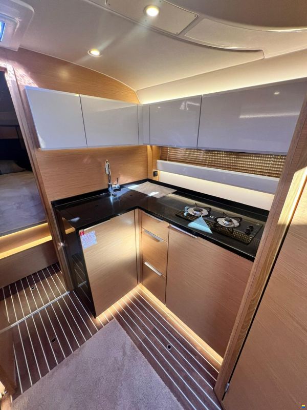 Bavaria 36 HT