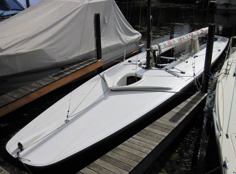 Melges e-Scow