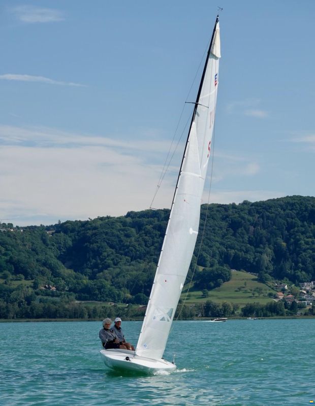 Melges e-Scow