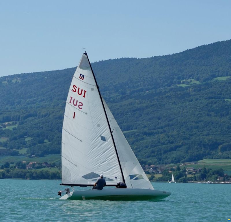 Melges e-Scow image