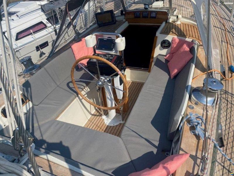 YACHTYARD ANNE WEVER B.V. TRINTELLA 38 K