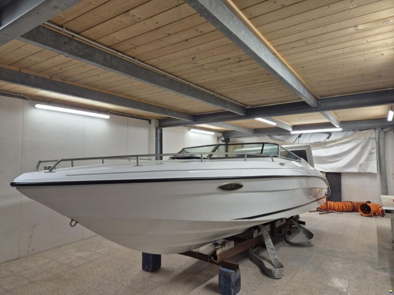 Rinker 236