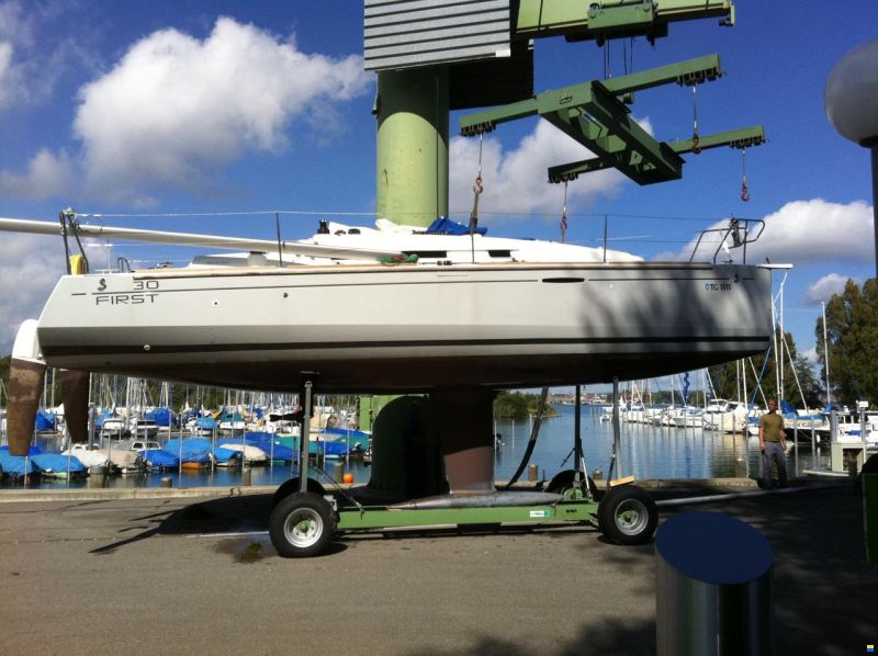 Beneteau First 30 2011