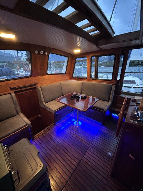 Nauticat 44