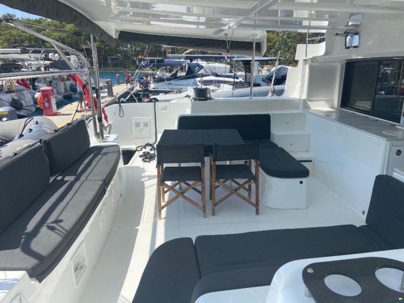 Lagoon 46