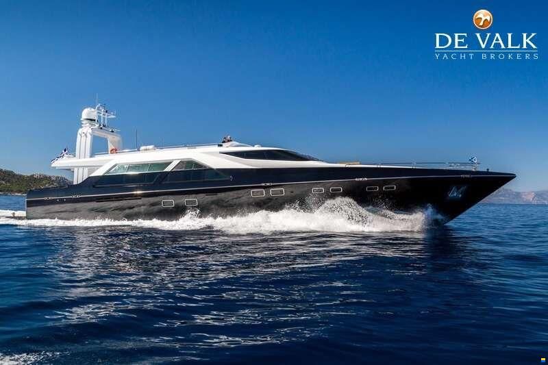 Devonport Yachts 137