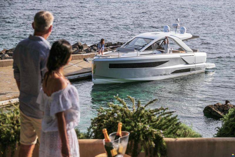Jeanneau DB 37