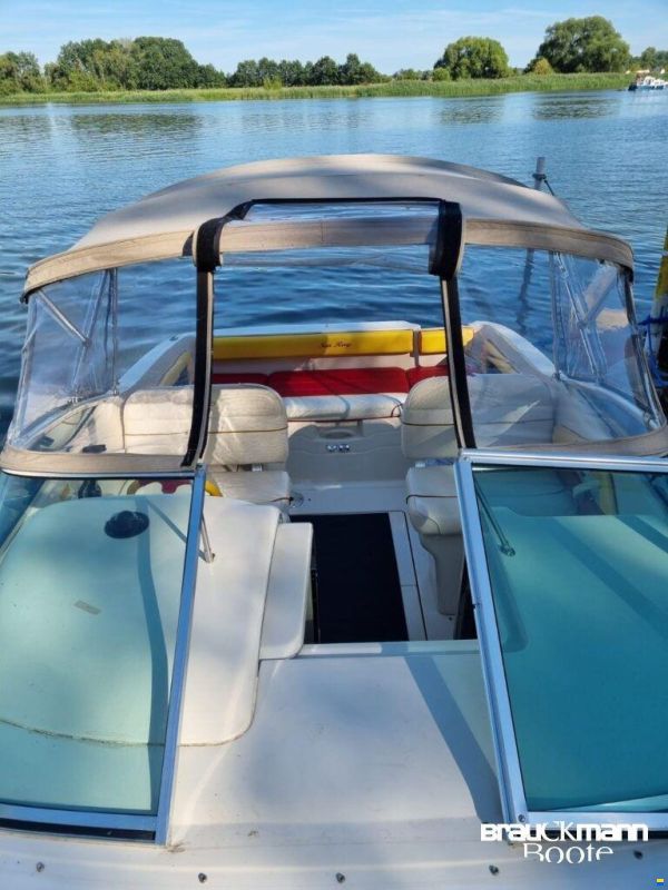 Sea Ray 215 Express