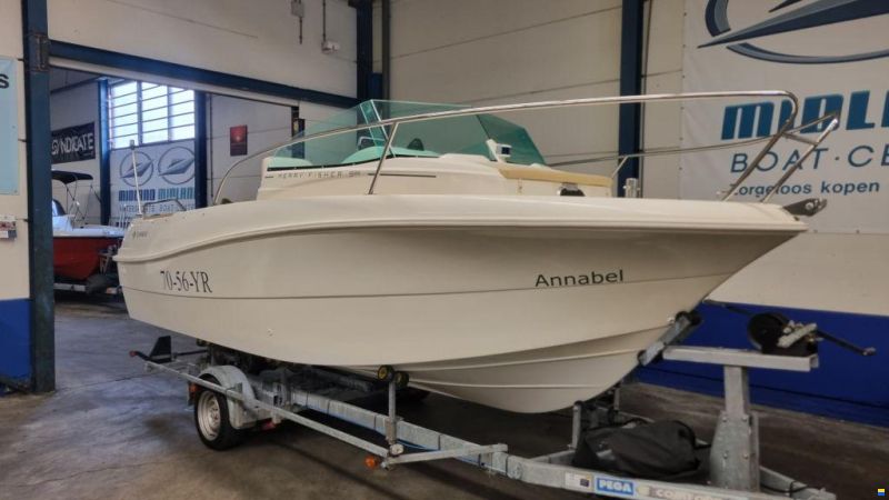 Jeanneau Merry Fisher 585 met Suzuki DF90A en tra