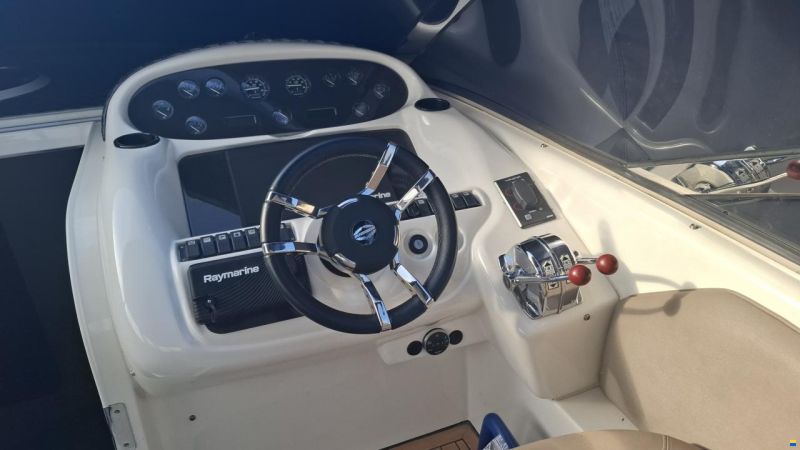 Sunseeker Portofino 400