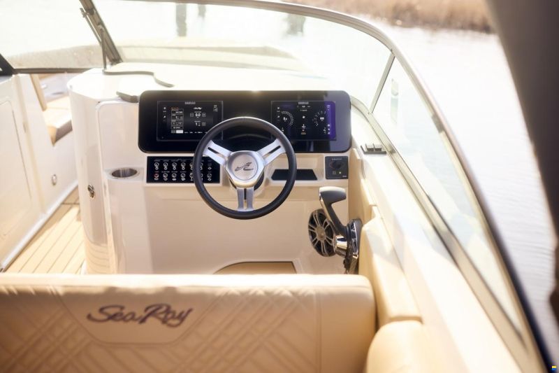 Sea Ray SDX 270 Surf Europe