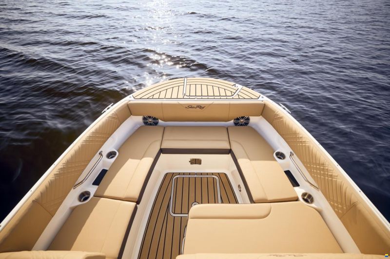 Sea Ray SDX 270 Surf Europe