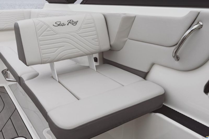 Sea Ray SDX 270 Surf Europe