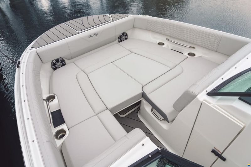 Sea Ray SDX 270 Surf Europe