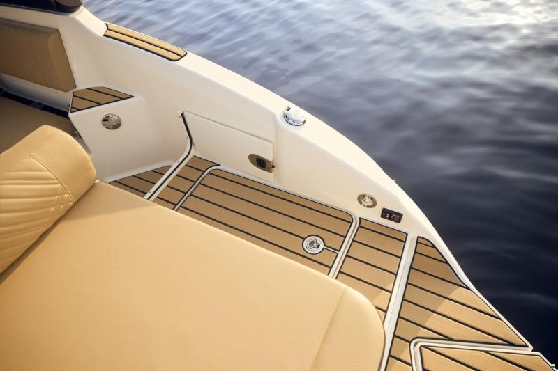 Sea Ray SDX 270 Surf Europe