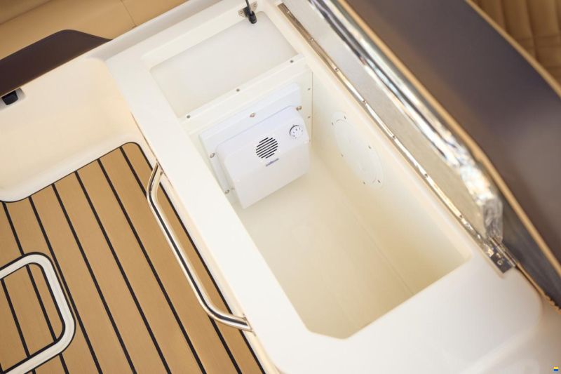 Sea Ray SDX 270 Surf Europe