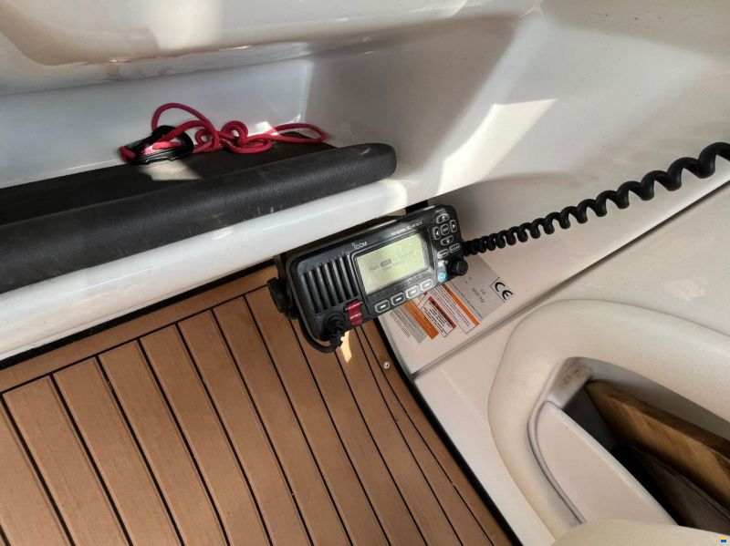 Rinker 26 QX BR