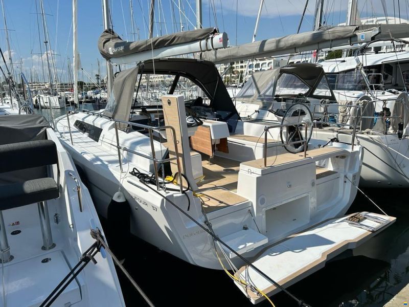Dufour 37