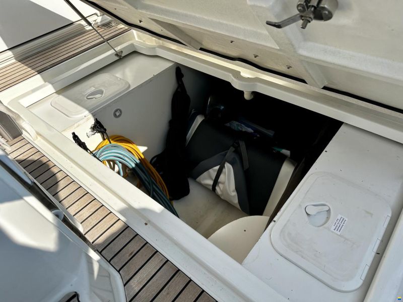 Jeanneau Cap Camarat 9.0WA Hardtop