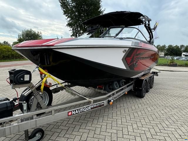 Nautique G23