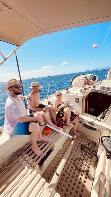 Beneteau First 35