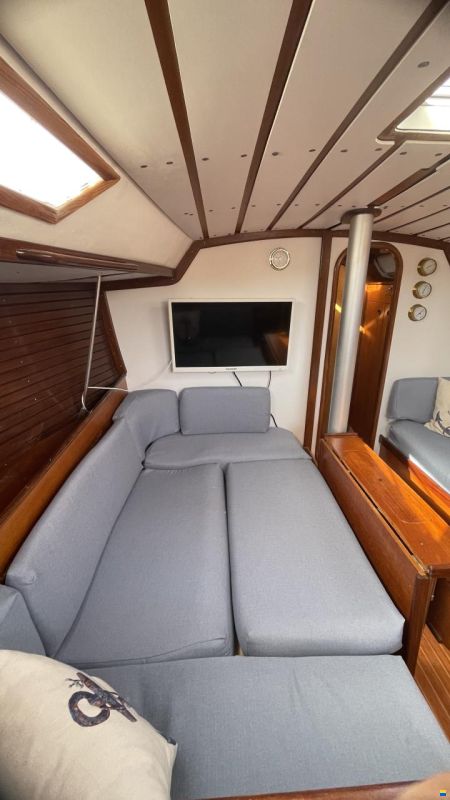 Beneteau First 35