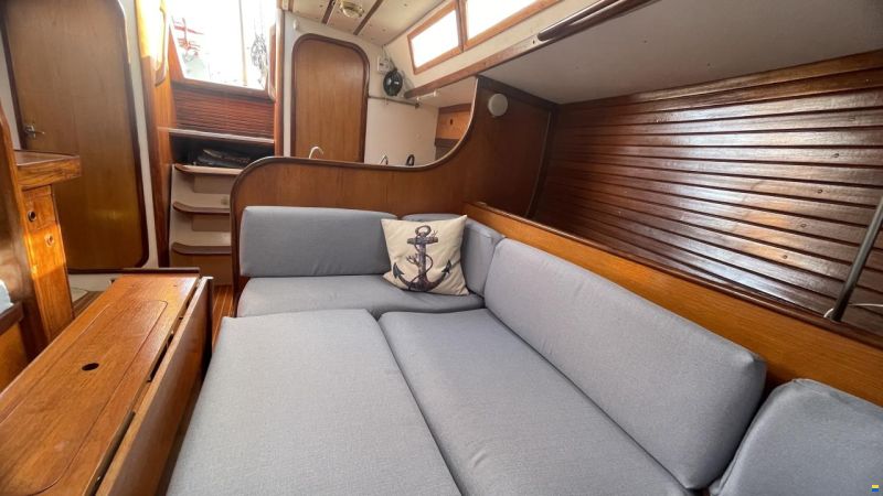 Beneteau First 35