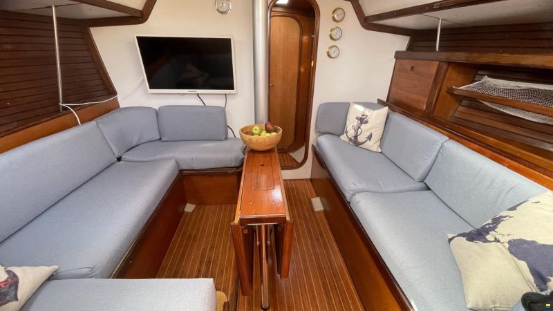 Beneteau First 35
