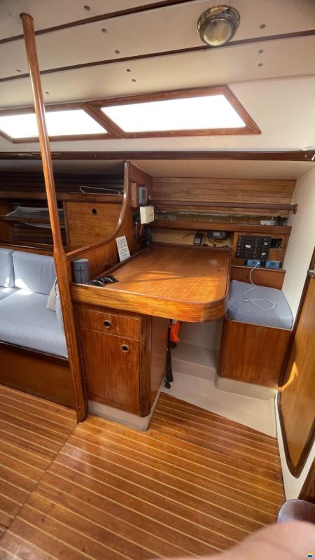 Beneteau First 35