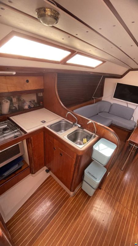 Beneteau First 35