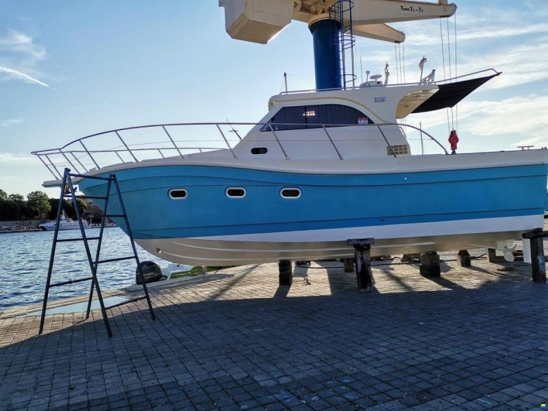 Cantiere navale Viareggio Bellcraft 1000