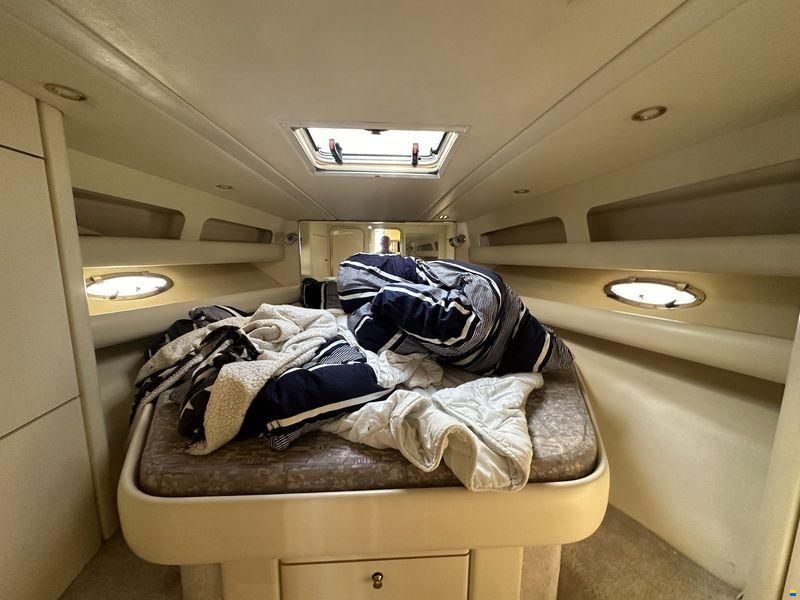 Sunseeker Mustique 42