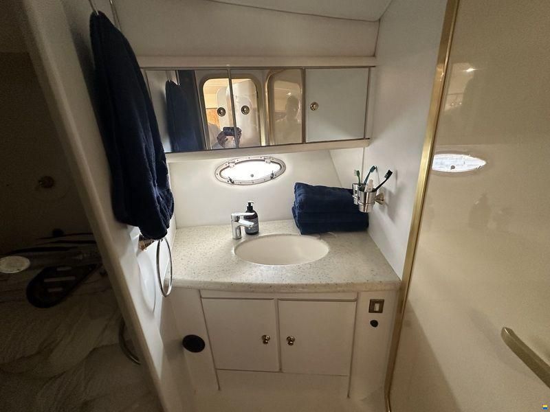 Sunseeker Mustique 42