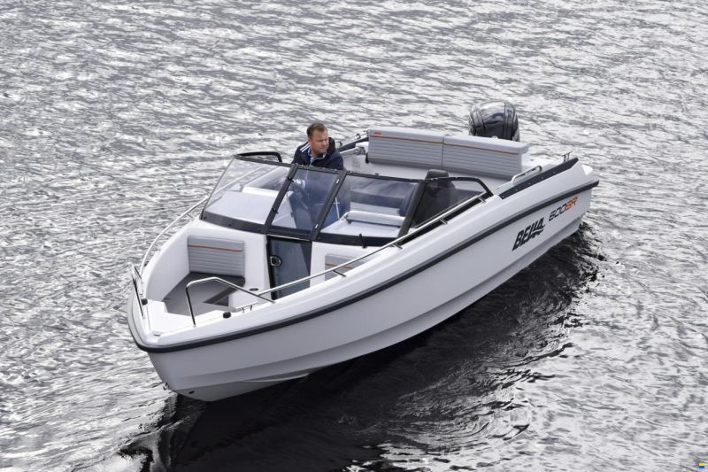 Bella 600 Bowrider