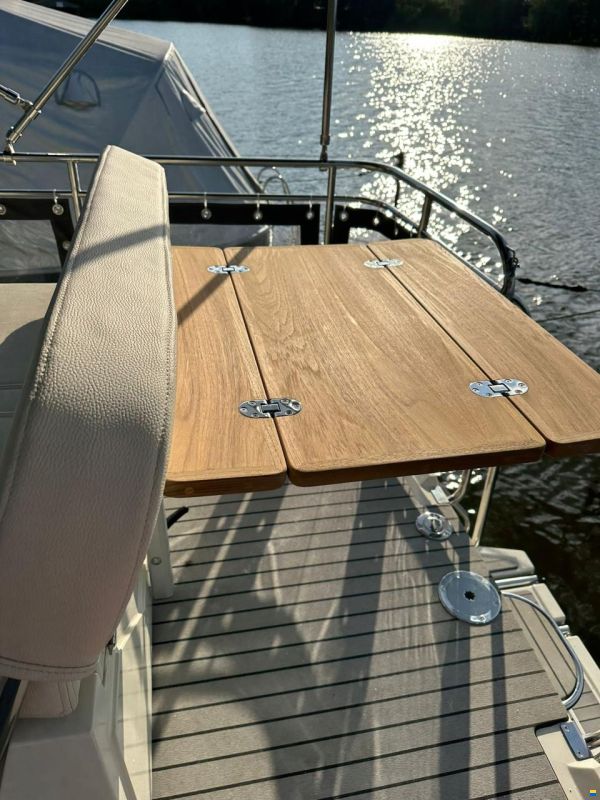 Masuria Yachts Marim 808
