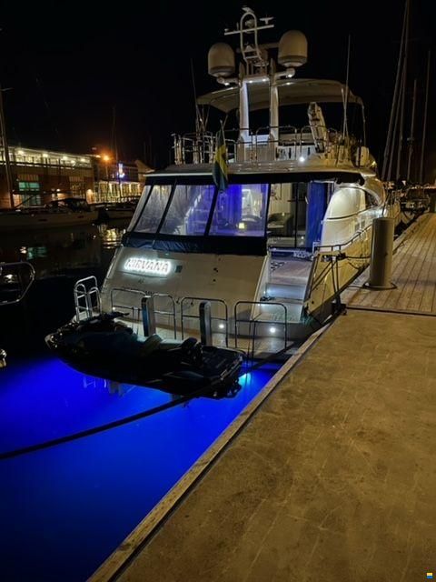 Fairline Squadron 74
