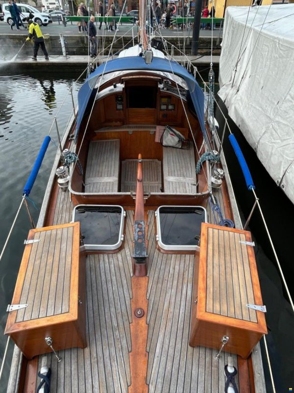 Klassische Holz Segelyacht