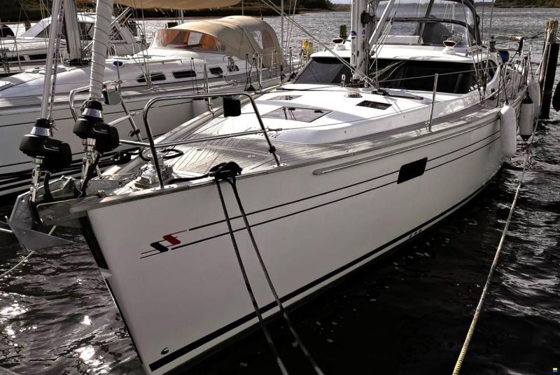 Southerly Yachts Southerly 420