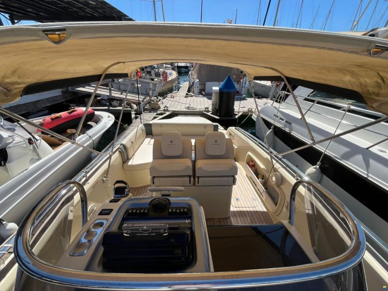 Invictus 280 GT