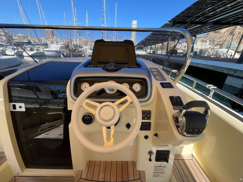Invictus 280 GT