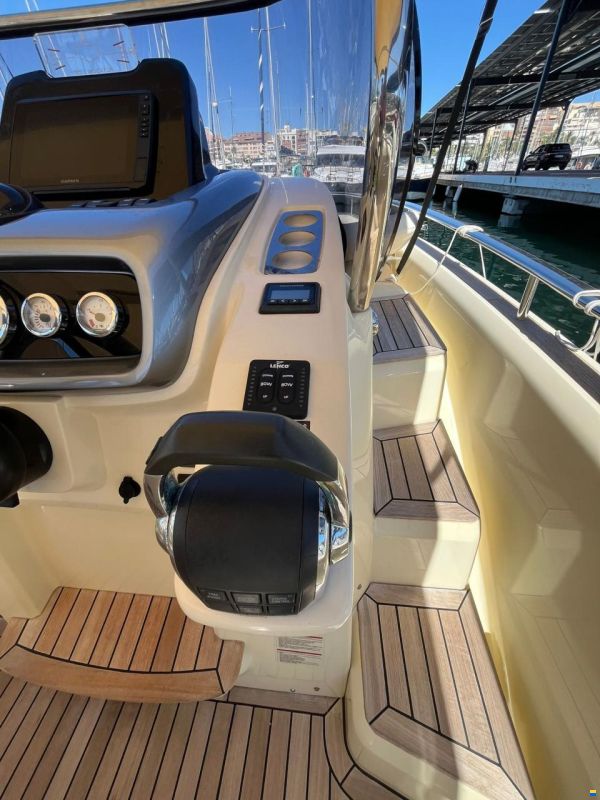 Invictus 280 GT