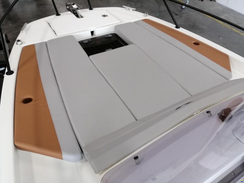 Beneteau Flyer 7 Sundeck