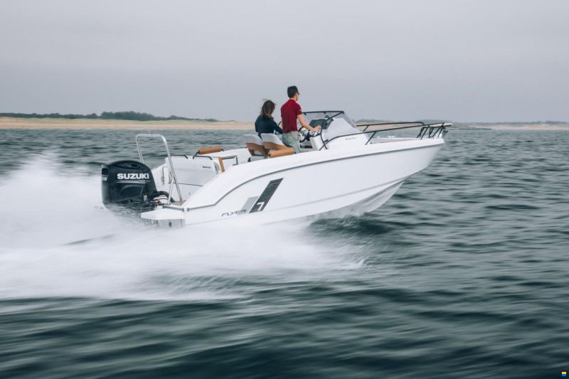 Bénéteau Flyer 7 Sundeck