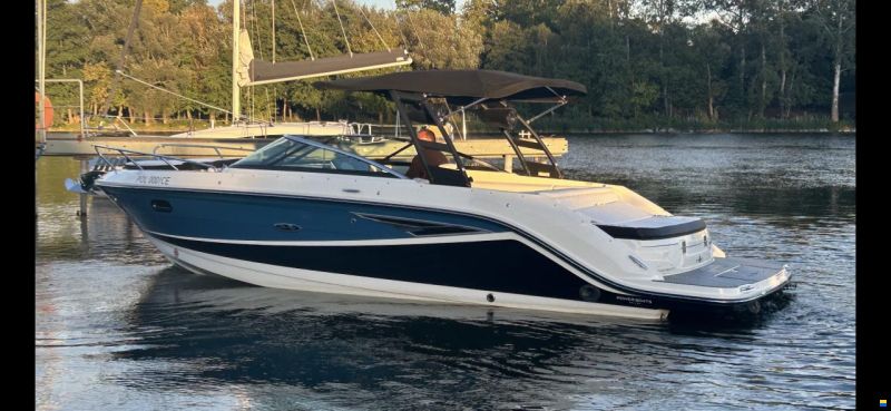 Sea Ray 250 SSE