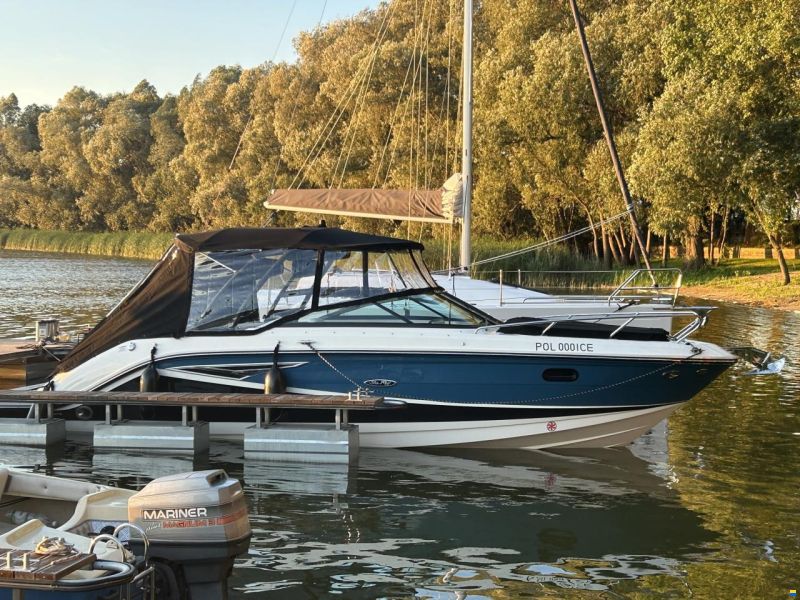 Sea Ray 250 SSE